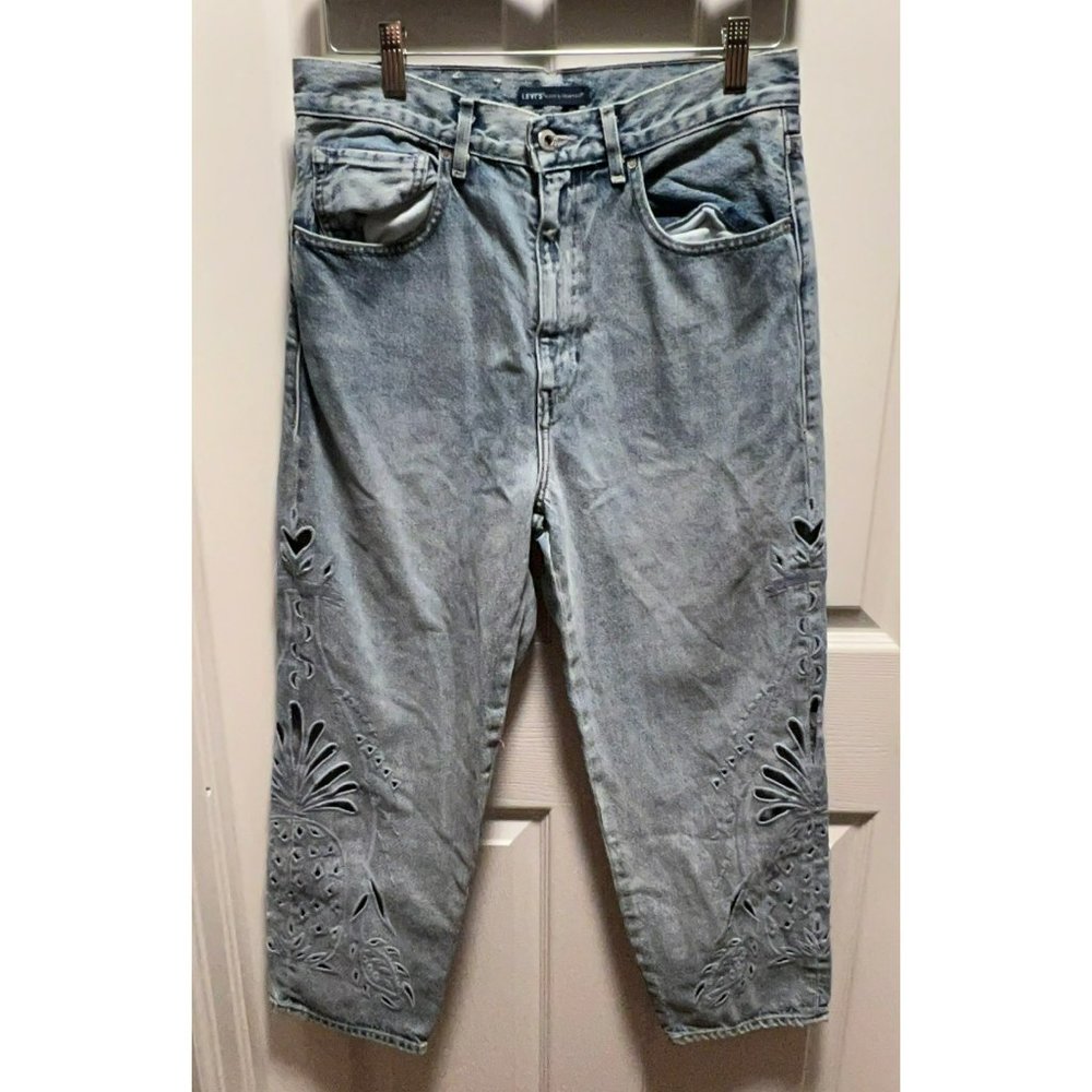 Levi's Light Blue Ankle & Cropped Jeans